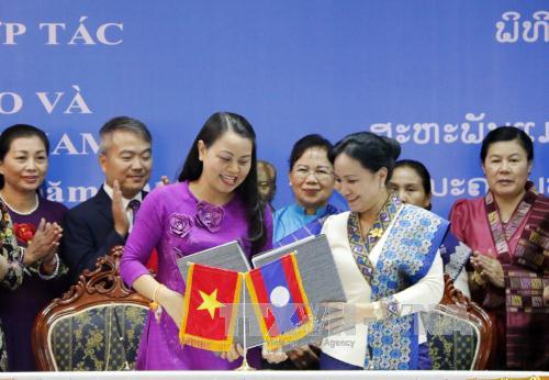 Trung ương Hội Phụ nữ Việt Nam và Lào tăng cường hợp tác 